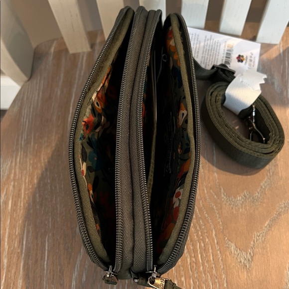 Coupe XL RARE Olive Green - Picture 6 of 11